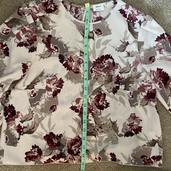 Wilfred floral blouse with flutter sleeve detail - Picture 5 of 8